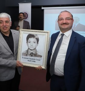 SÖYLEŞİ BAHANE MAZİYİ HATIRLAMAK ŞAHANE