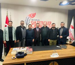 EGC’DE SEVİMLİ SOHBET