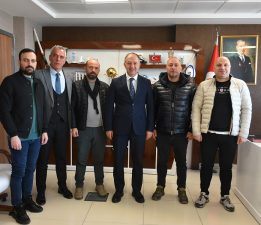 KARDEŞLERDEN VEFA TURU!