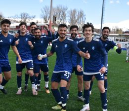 ÖZEL İDARE FK PES ETMİYOR