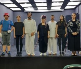 ZAMANIN DEHLİZİNDE BİR KURŞUN