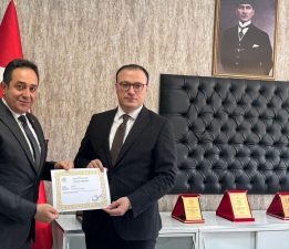 KAYMAKAM KALDIRIMDAN EMEĞE ÖDÜL