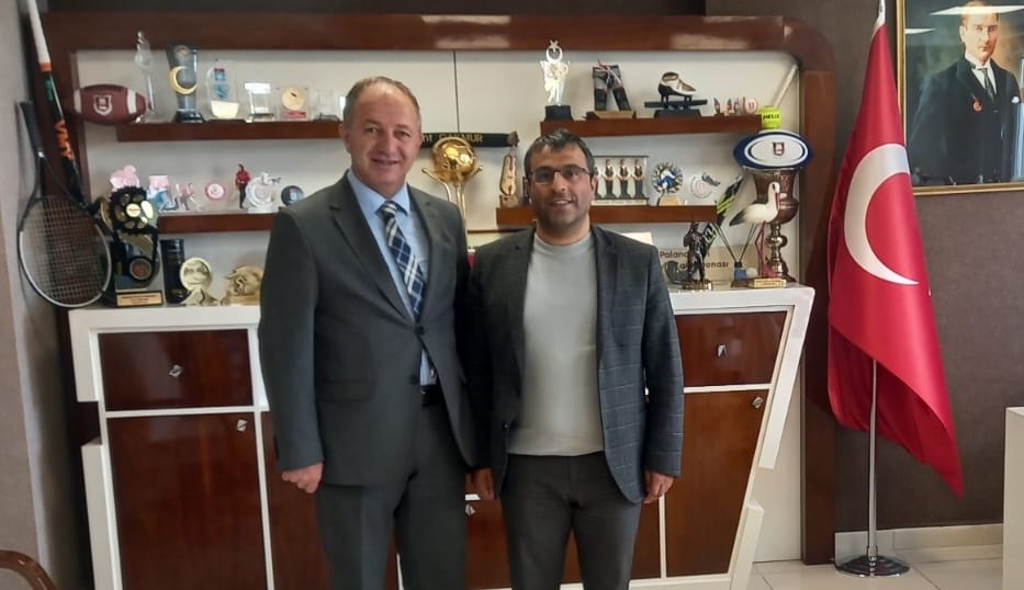 ÇAKMUR PROF. DR TAŞ’I AĞIRLADI