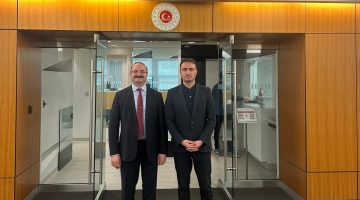 REKTÖR HACIMÜFTÜOĞLU’DAN ABD ÇIKARMASI