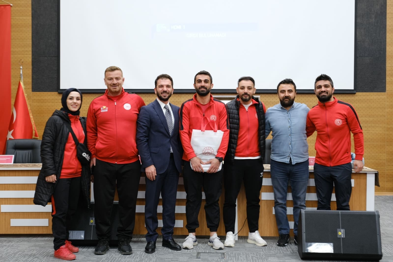 GSİM ANTRENÖRELERİNE BİLGİ YARIŞMASI!