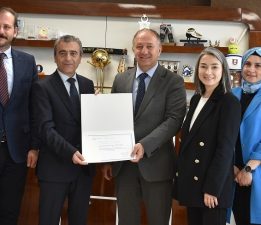 BEDİR’DEN ÇAKMUR’A TEŞEKKÜR SERTİFİKASI