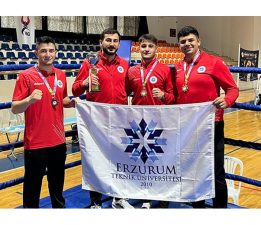 ETÜ MUAY THAİDE KÜRSÜDE