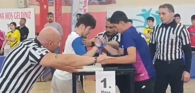 HORASAN’IN BİLEĞİ BÜKÜLEMEYEN GENÇLERİ!