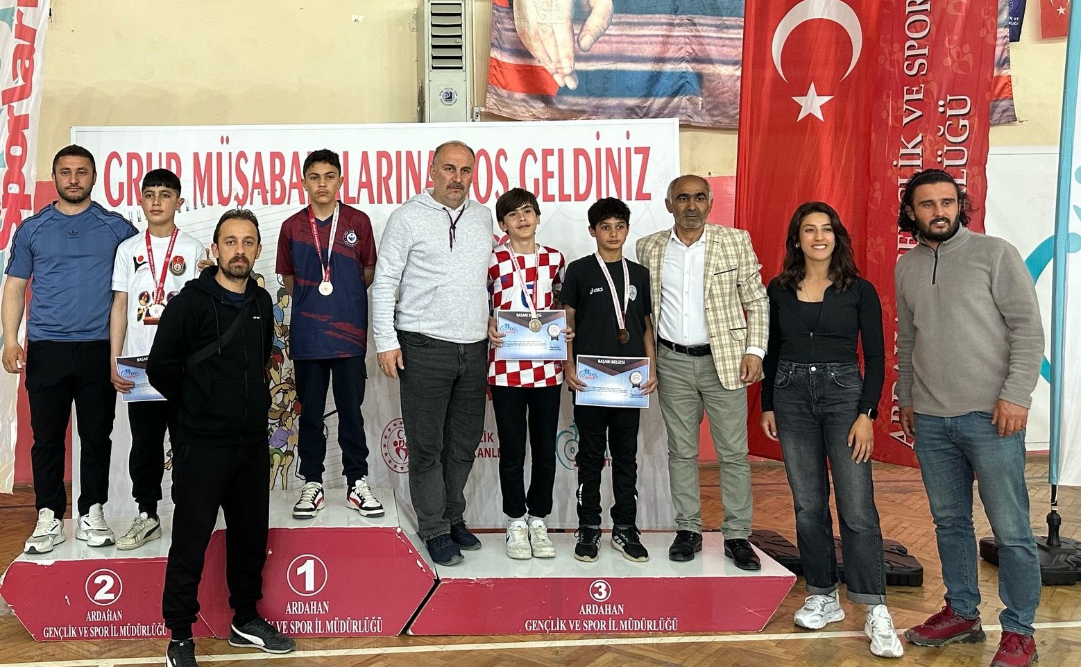 İSPİR’İN BİLEĞİ BÖLGE’DE BÜKÜLMEDİ