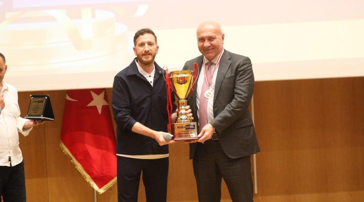 DAL ONUR VE GURURU BİRLİKTE YAŞADI