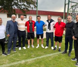 ERZURUM’UN FUTBOL KURMAYLARINDAN ÇIKARMA!