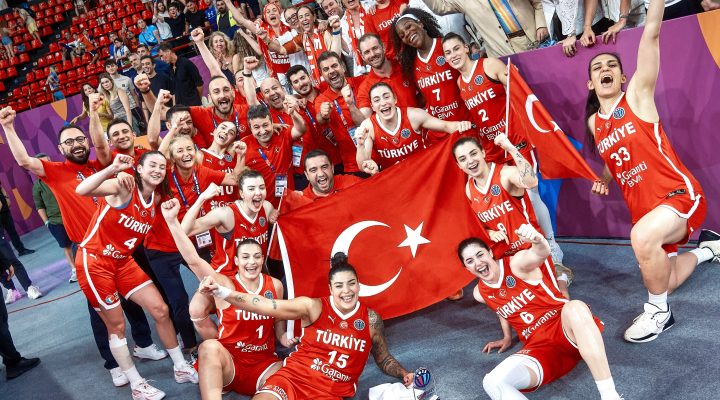 ALKIŞLAR POTANIN PERİLERİNE GELSİN!