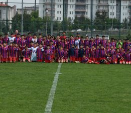 İYİ BİREY İYİ VATANDAŞ İYİ FUTBOLCU OLMAK İÇİN YARIŞTILAR