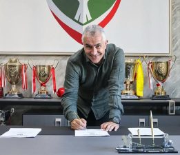 AMEDSPOR’A ŞAMPİYON HOCA!
