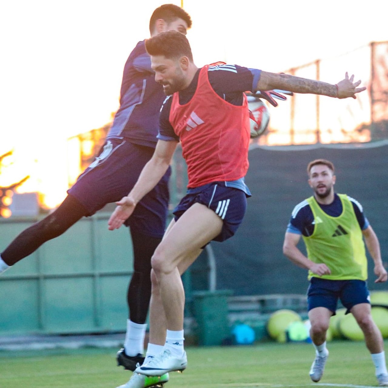 ÇİFT BAŞLI KARTALLAR MARTI AVINA ÇIKTI