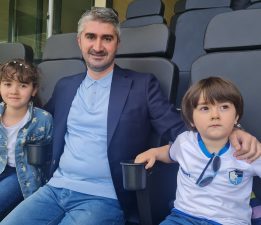 BAŞKENTTE KALBİ MAVİ BEYAZ ATAN BİR DADAŞ!