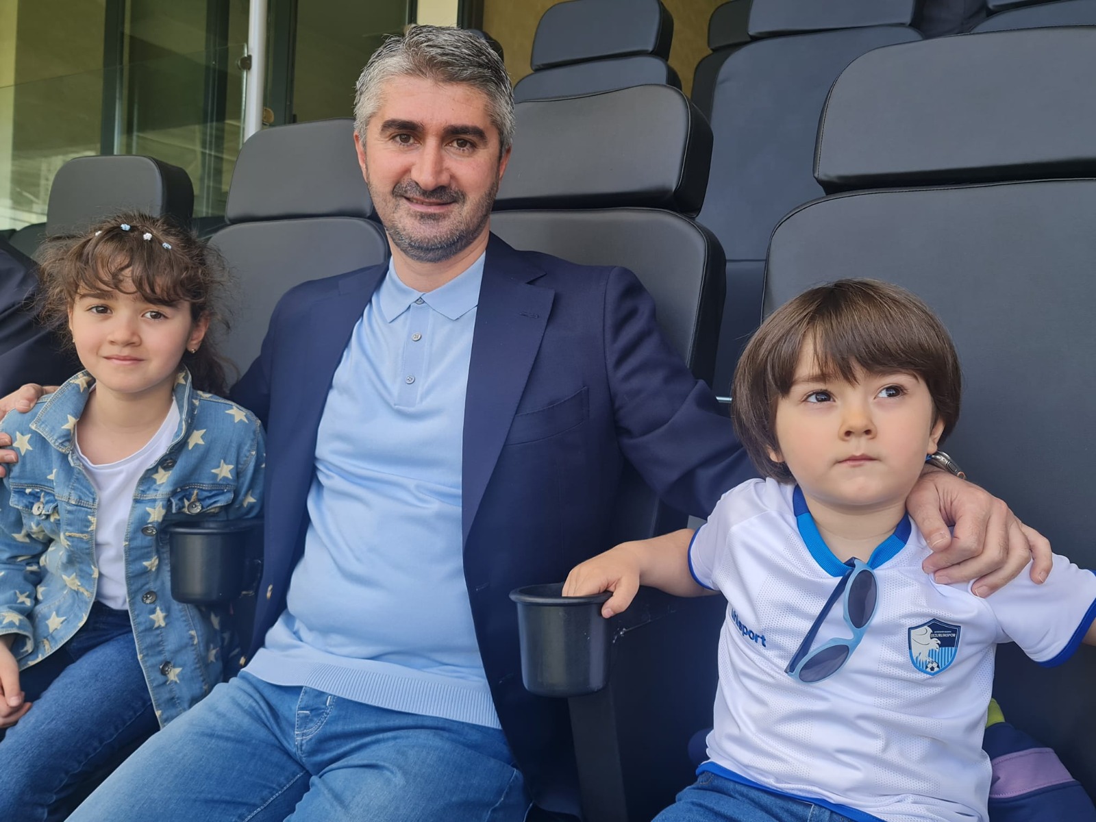 BAŞKENTTE KALBİ MAVİ BEYAZ ATAN BİR DADAŞ!