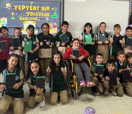 EEE!; ÇOCUKLAR TATİL BİTTİ! ŞİMDİ OKUL VAKTİ!