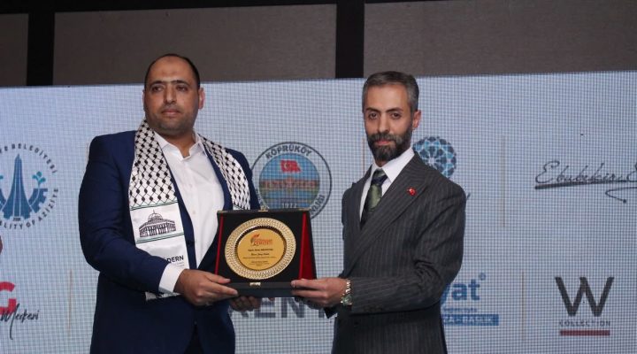 ÖDÜLLERİN EN GÜZELİNE LAYIKSINIZ!