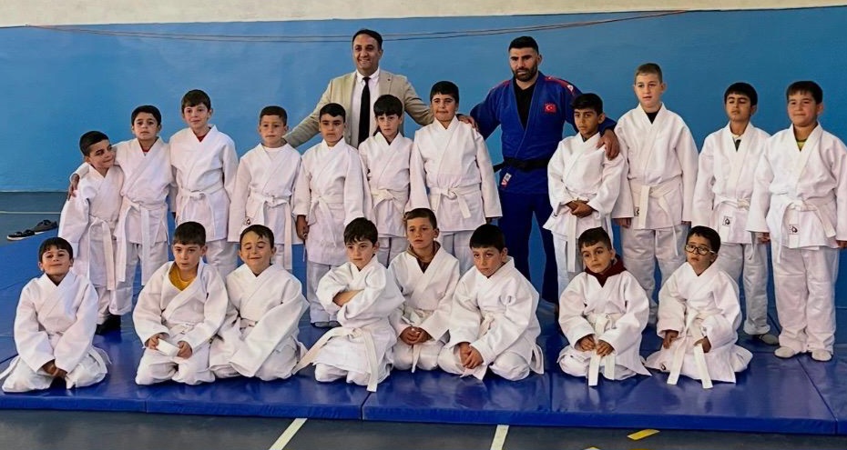 HINIS JUDODA UÇACAK MADALYALAR ÇAĞLAYAN OLACAK!