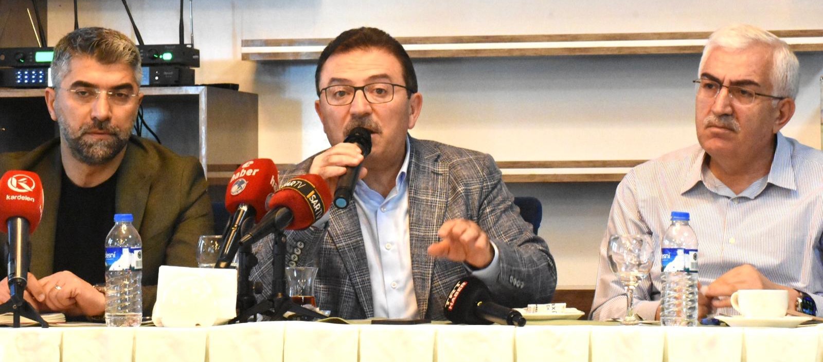 GELİYOR KOMANDOLAR!…