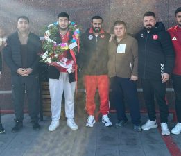 DADAŞ’IN ALTIN YUMRUĞU AVRUPA’DA GÜMÜŞE VURDU