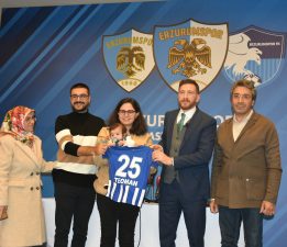 TEOMAN BEBEK’E DERMAN OLMA VAKTİ!