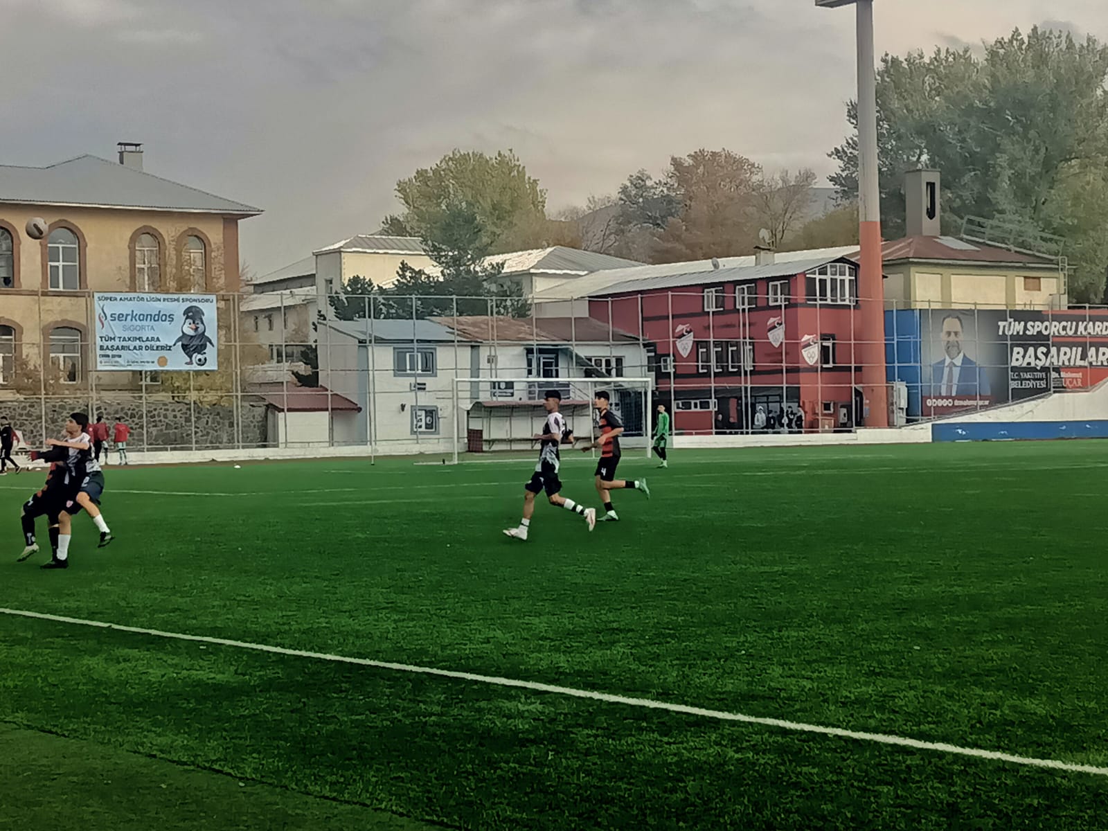 ERZURUM’DA İNADINA FUTBOL!