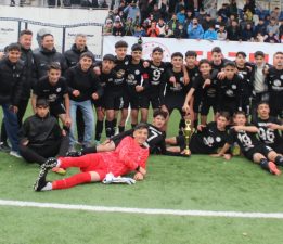 BÜYÜŞEHİR LİGİNDE ŞAMPİYON YAKUTİYE