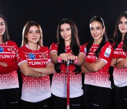 HELAL OLSUN SİZE! ASIRLIK TAKIMLARI ALT ETTİLER