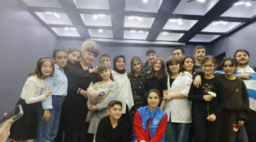 ‘AH ŞU GENÇLER’E TAM NOT