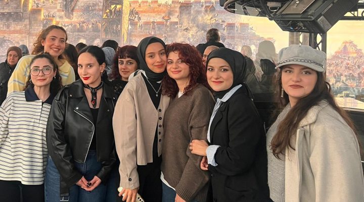 GSB’NİN DESTEĞİ İLE İSTANBUL’U TURLADILAR