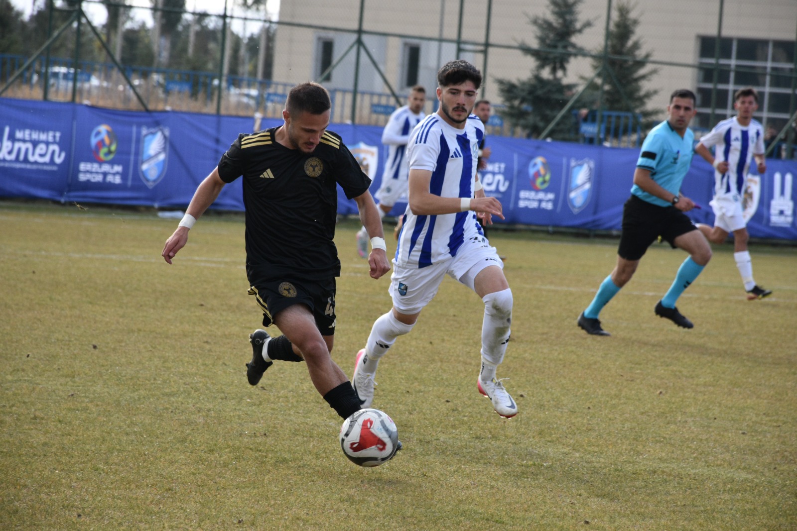 DADAŞ ARTIK FUTBOLCU İHRAÇ EDİYOR