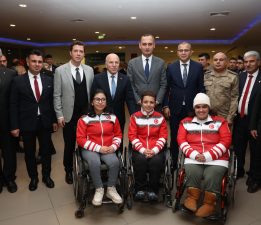 BAŞKAN SEKMEN: ÖZEL GEREKSİNİMLİ BİREYLER BAŞIMIZIN TACIDIR