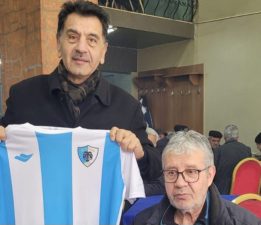 FORMAYI KAPTIĞI GİBİ KAPTANA KOŞTU