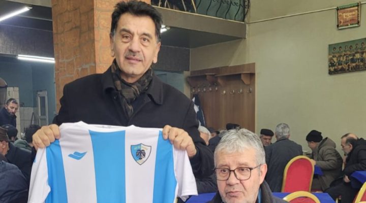 FORMAYI KAPTIĞI GİBİ KAPTANA KOŞTU