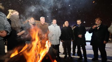 ATEŞLER NEVRUZ  İÇİN DEĞİL GAZETECİLER GÜNÜ KUTLAMASI İÇİN ALEVLENDİ