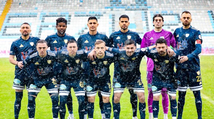 DADAŞ HEM ATIYOR HEM YEMİYOR!