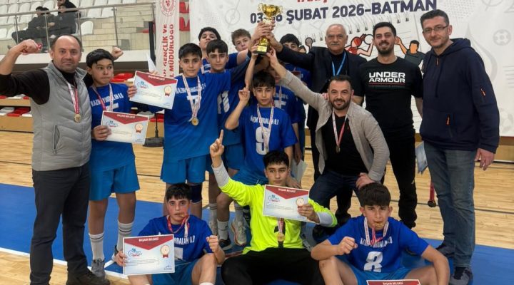 KAZIM YURDALAN TÜRKİYE ŞAMPİYONLUĞUNA KOŞUYOR!