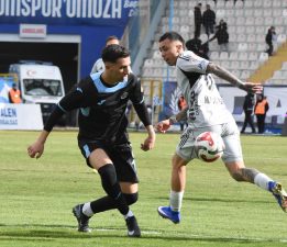 ÇİFT BAŞLI KARTALLAR ŞİMŞEKLERİ YEDİ BİTİRDİ