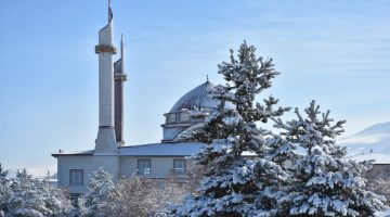 CEMRE HAVADAN KAR GETİRDİ!