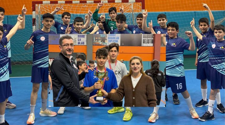 HENTBOLUN ŞAMPİYONU ATAÜNİ’NİN KARTALLARI