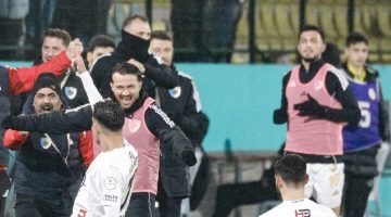 FUTBOL HÜSRAN SONUÇ BAYRAM!