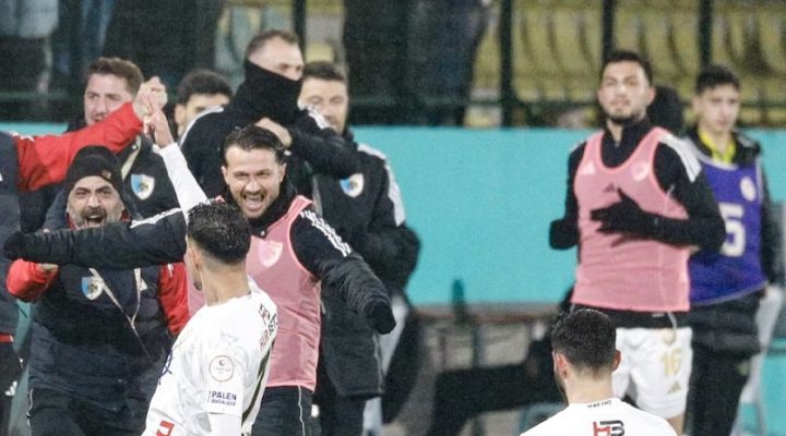 FUTBOL HÜSRAN SONUÇ BAYRAM!