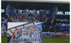 ERZURUMSPORLULAR VE PALANÖKEN KARTALLARINDAN KOREOGRAFİ ŞOV!