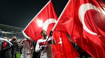  AY-YILDIZ YENİ DÜNYA’DA  PARLAYACAK!