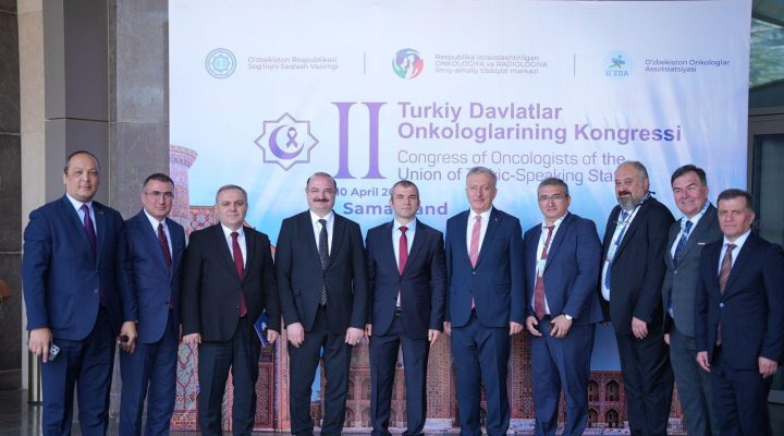 REKTÖR PROF. DR. HACIMÜFTÜOĞLU ONKOLOGLAR KONGRESİ’NE KATILDI
