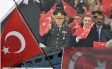 YOĞUN YAĞMURA RAĞMEN GENÇLİK BAYRAMINI COŞKUYLA KUTLADI