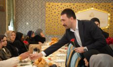 ÜLKÜCÜLER ŞEHİT ANNELERİNİ BAŞTACI YAPTI