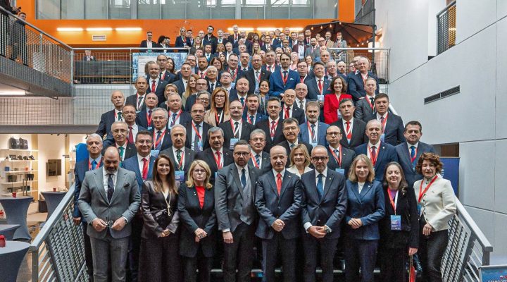 ATAÜNİ’DEN STRATEJİK ALANLARDA ORTAK ADIMLAR